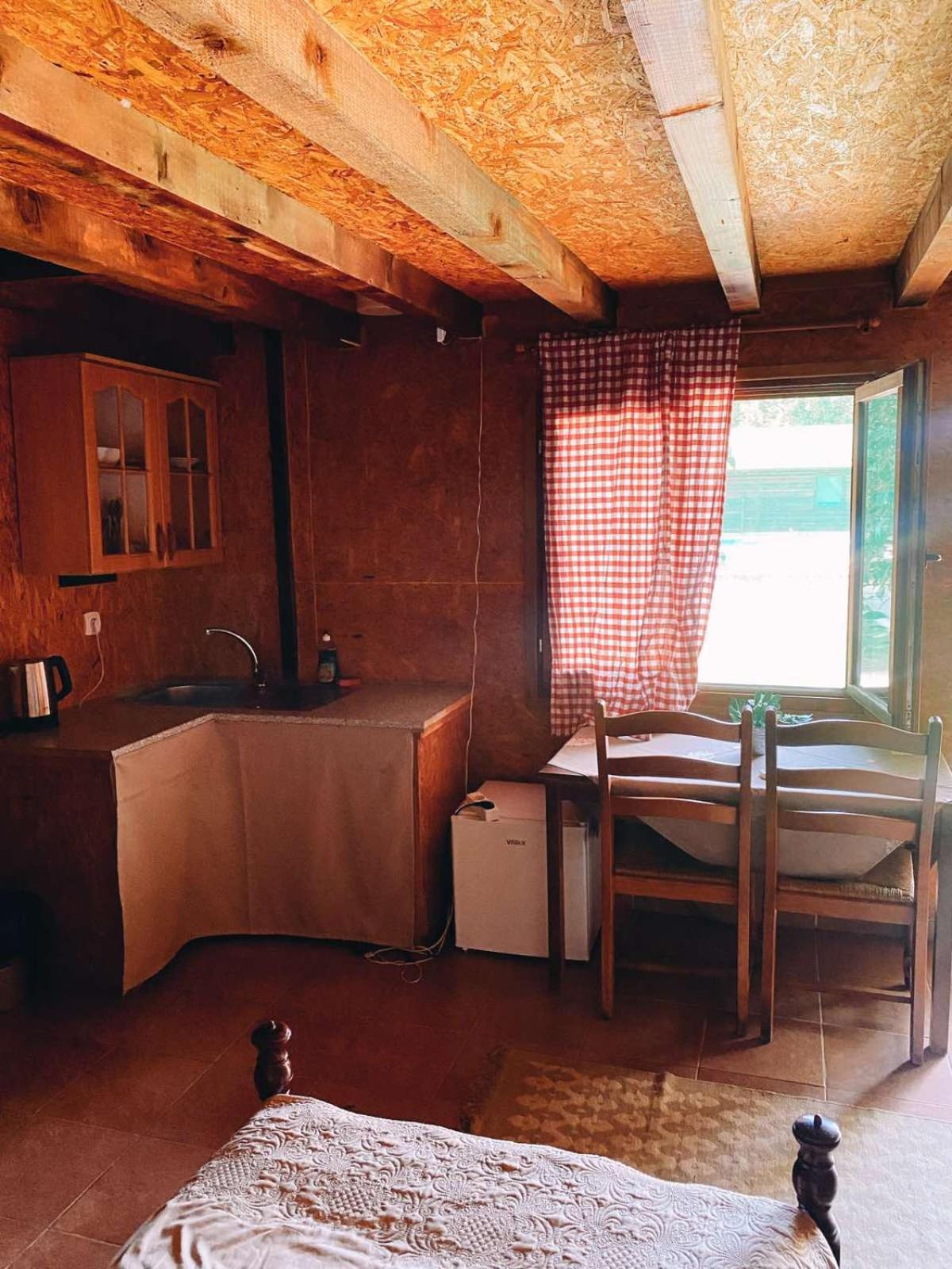 Wooden Village Resort Ponari Værelse billede